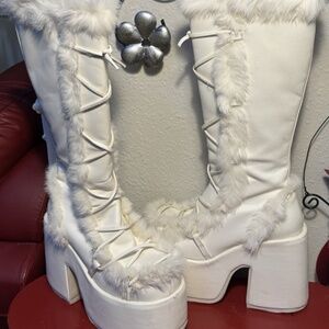 Demonia Camel Platform Knee High Boots Chunky Heel Faux Fur Trim Size 10